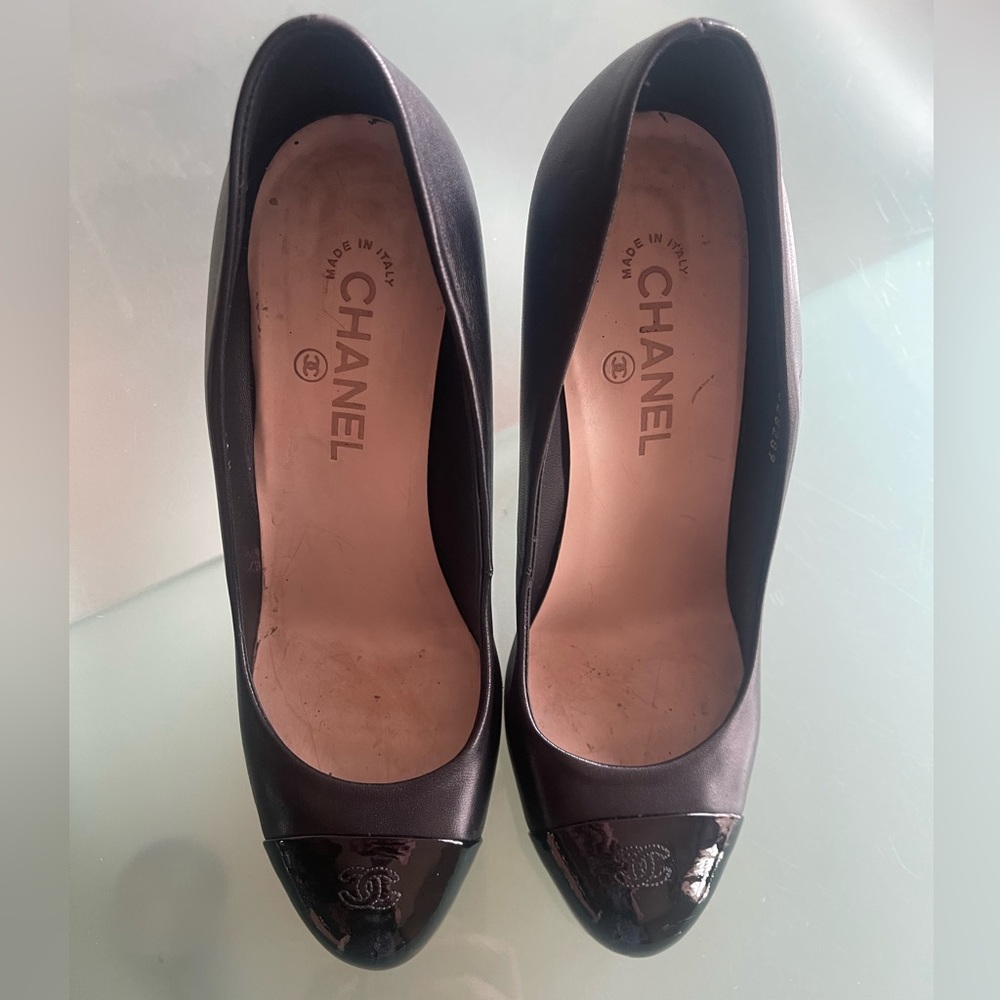 Chanel interlocking logo pumps - Picture 2 of 15